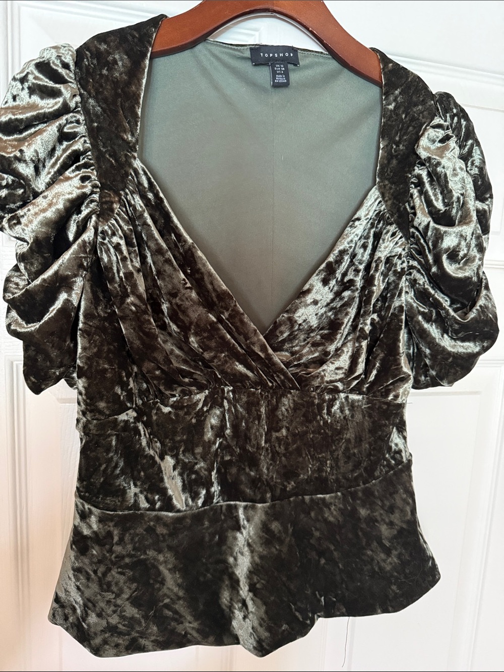 Topshop green velvet texture ruched short sleeve sweetheart neckline top blouse